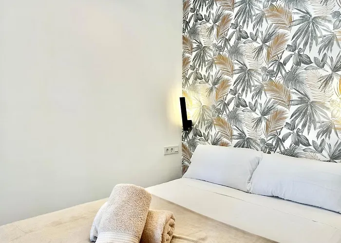 Loft 18 Beachfront Center Apart-hotel