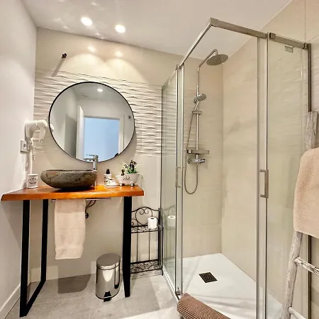 Apartmanhotel Loft 18 Beachfront Center 3*