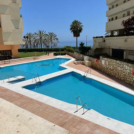 Aparthotel Loft 18 Beachfront Center 3*